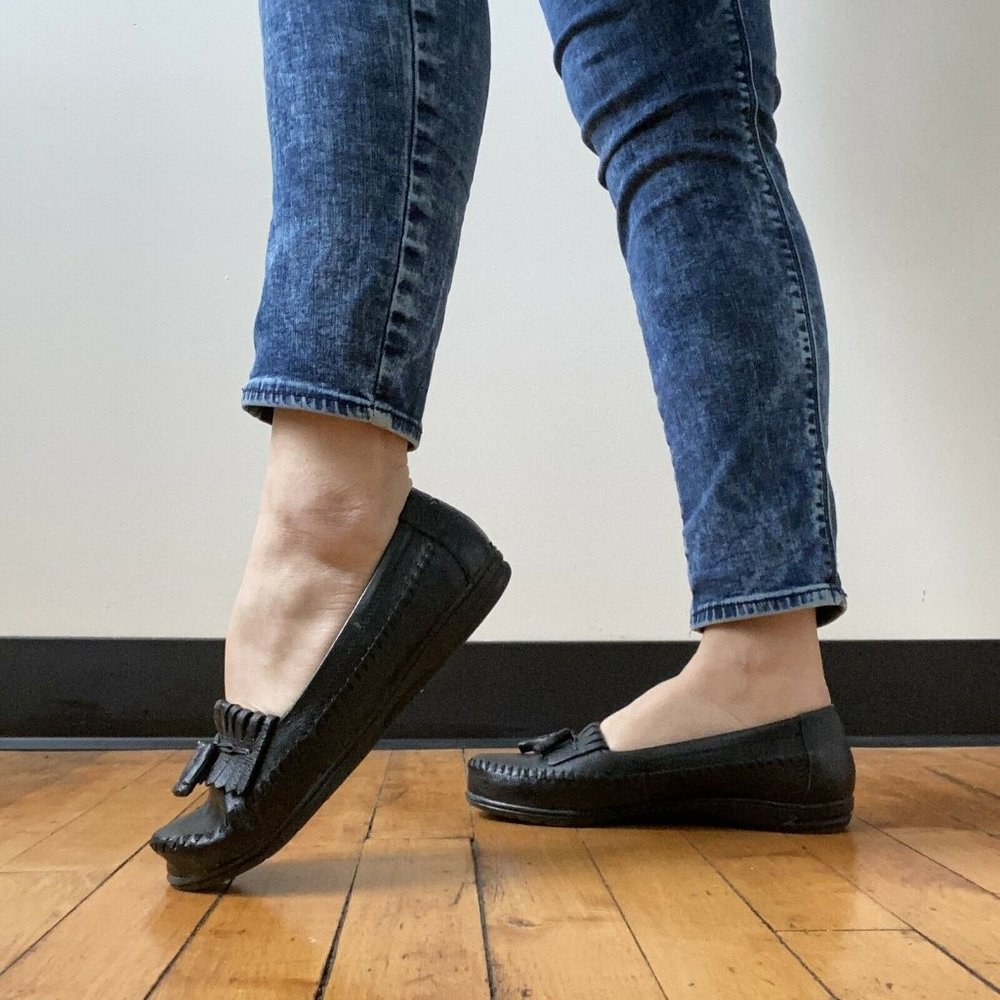 Dr. Scholl’s Leather Kiltie Black Tassel Loafers 7